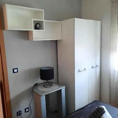 Tina Apartment Split